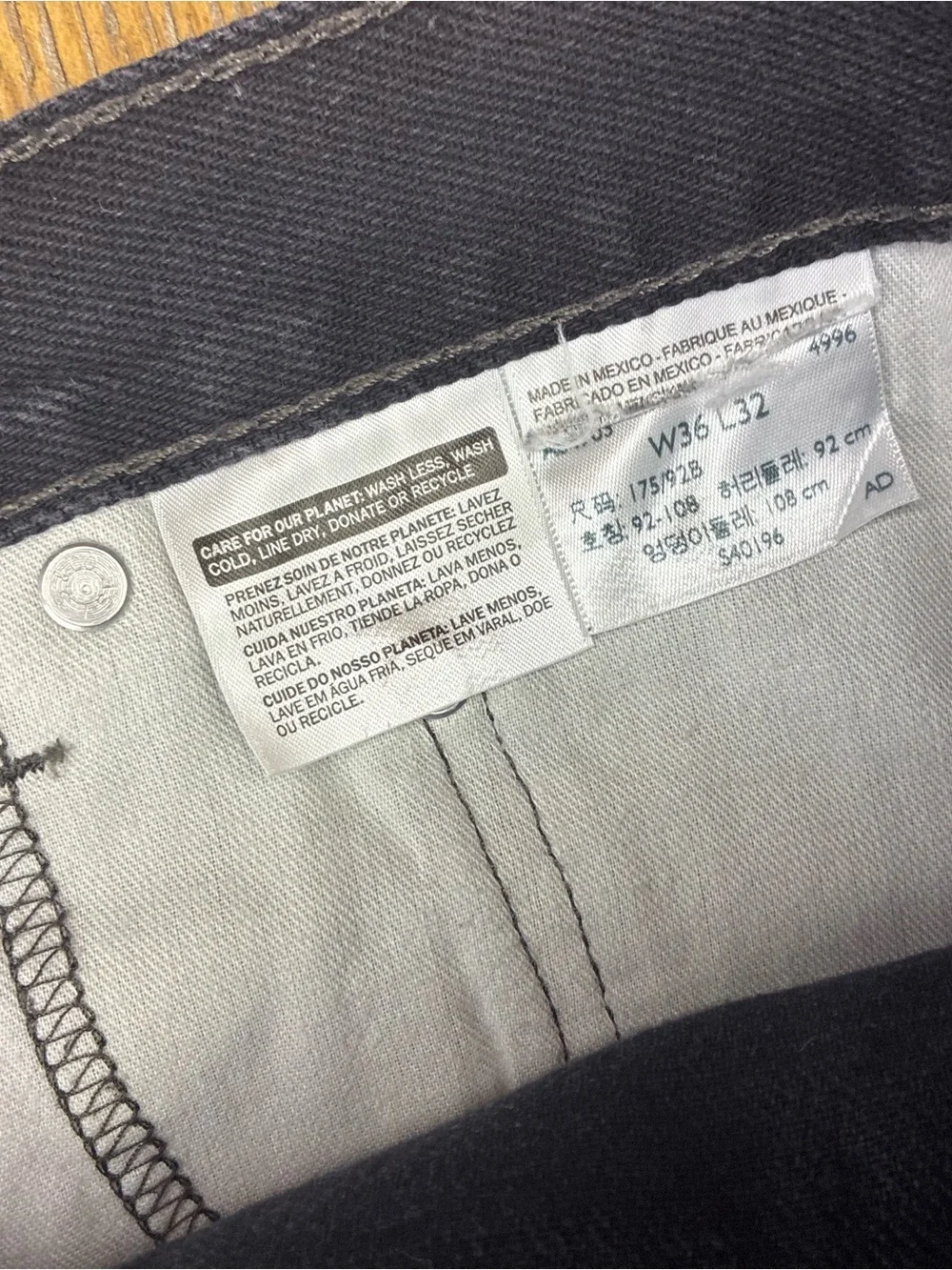 Levi's Black Straight Men's Jeans